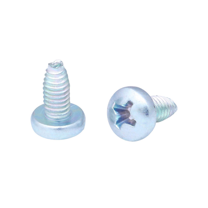 Scriú triantán ceann cruach charbóin